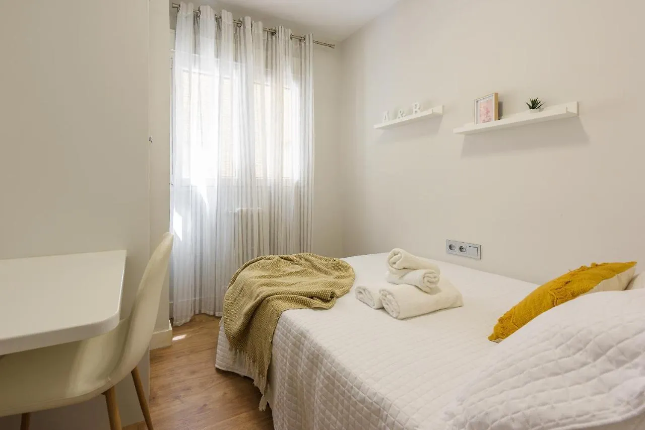 Apartamento centrico parking aire acondicionado y wifi Granada 0*,  España